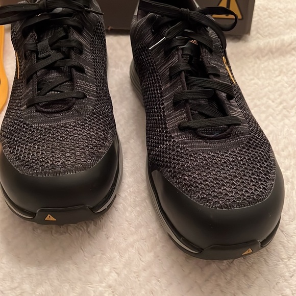 Keen Utility Men's Sparta Low Height Alloy Toe Work Shoe Size 12 EE - Picture 3 of 11